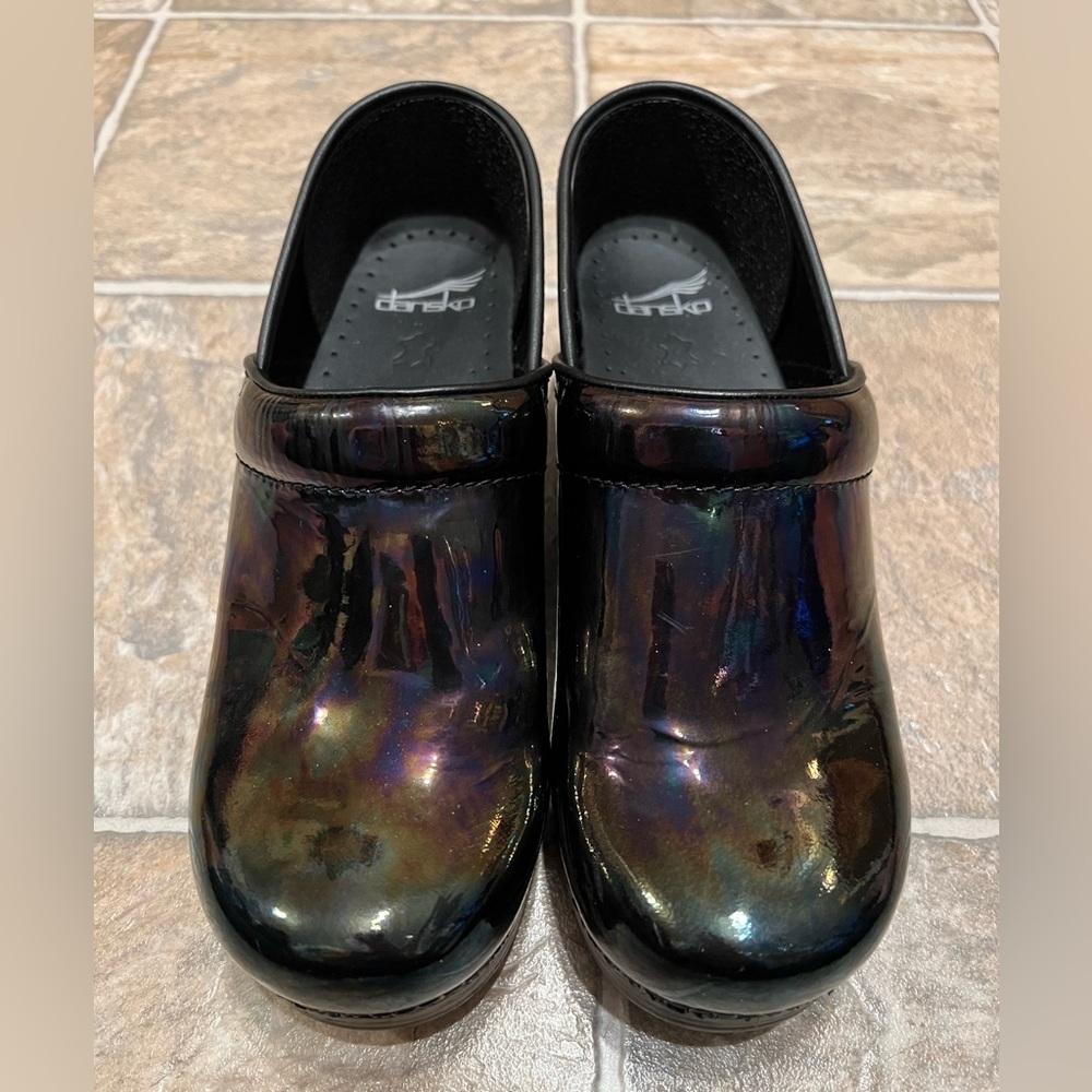 DANSKO professional clogs. Petrol Patent Leather. Size 39.